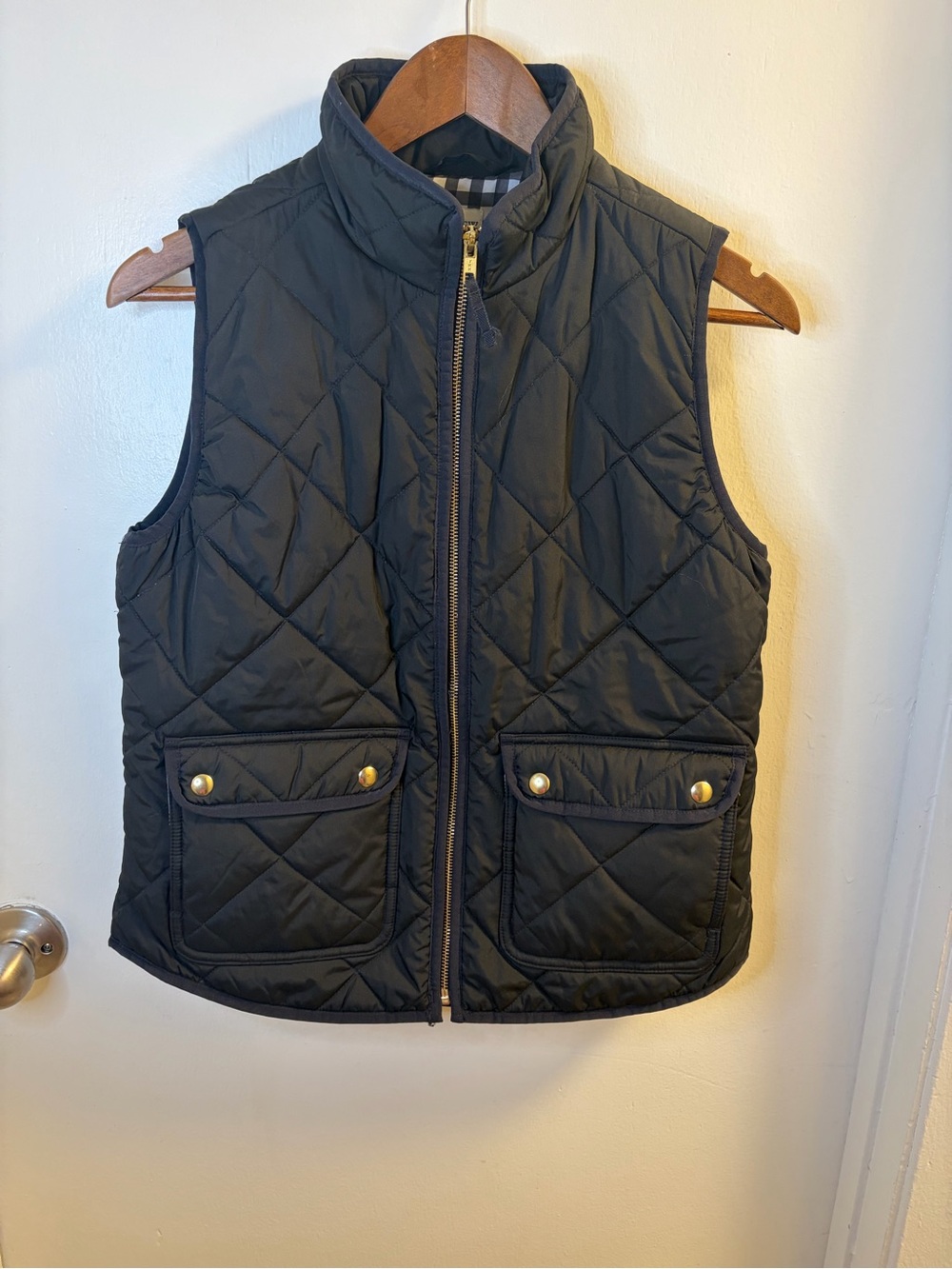 J.Crew Black Quilted Puffer Vest Women’s S Gingham Lined Gold Hardware